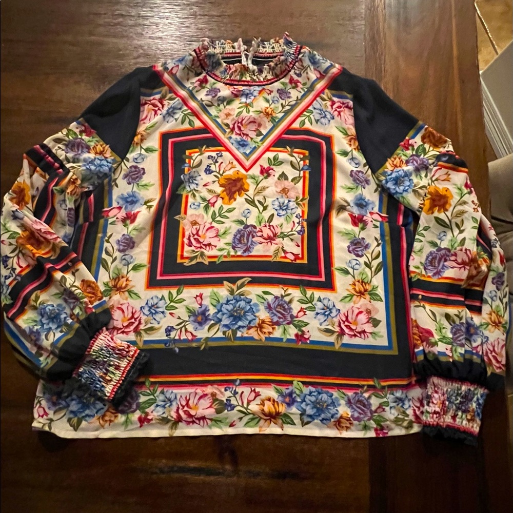 Boutique top
